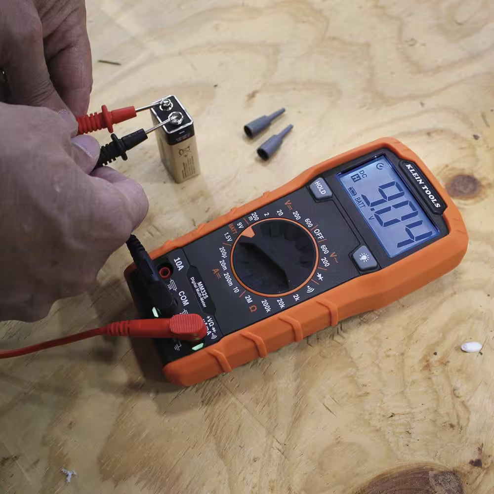 600-Volt Digital Multi-Meter, Manual-Ranging